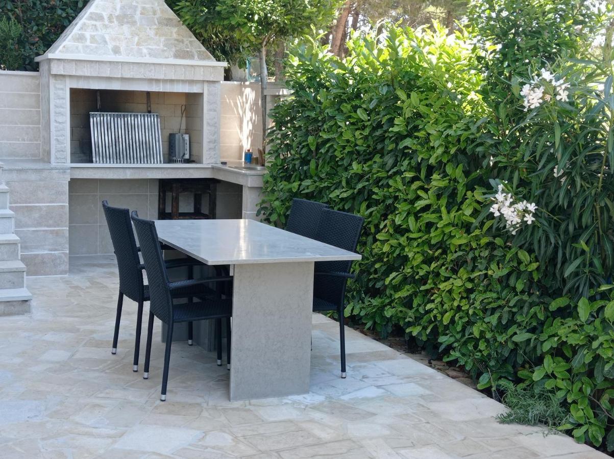 Studio Apartment With Pool Pola Esterno foto