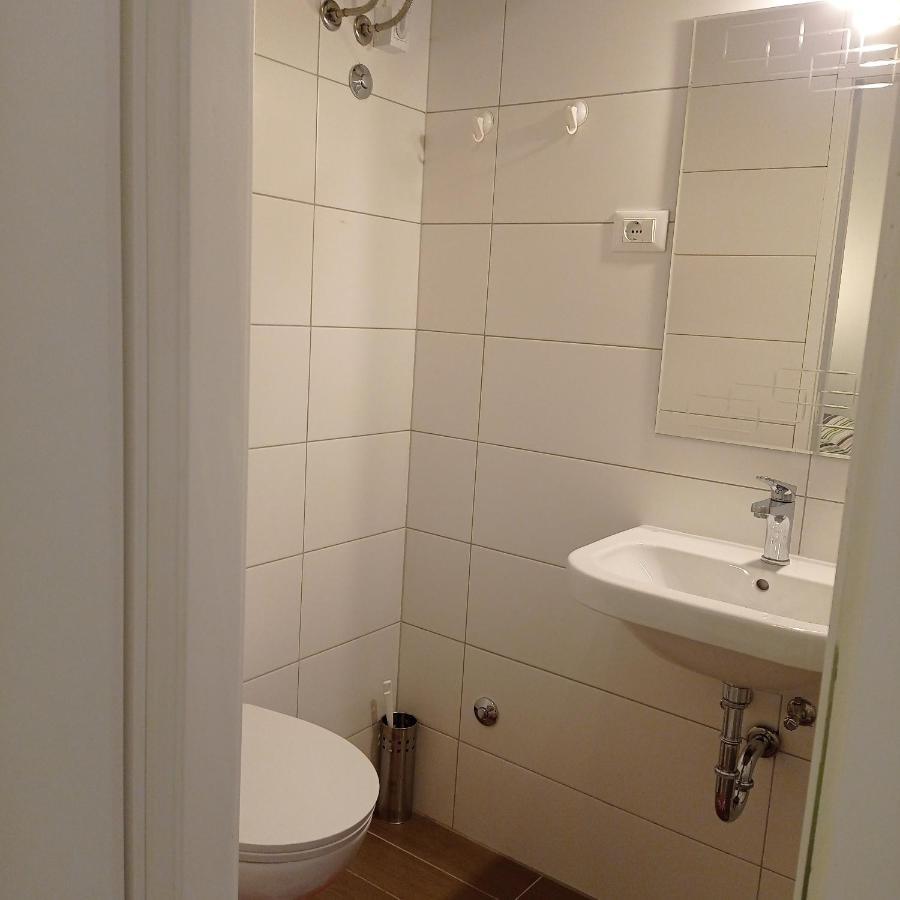 Studio Apartment With Pool Pola Esterno foto